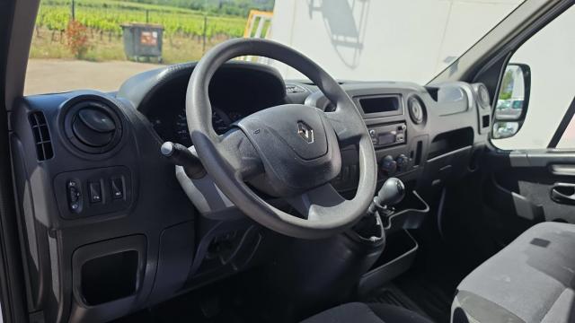 Renault Master image 1