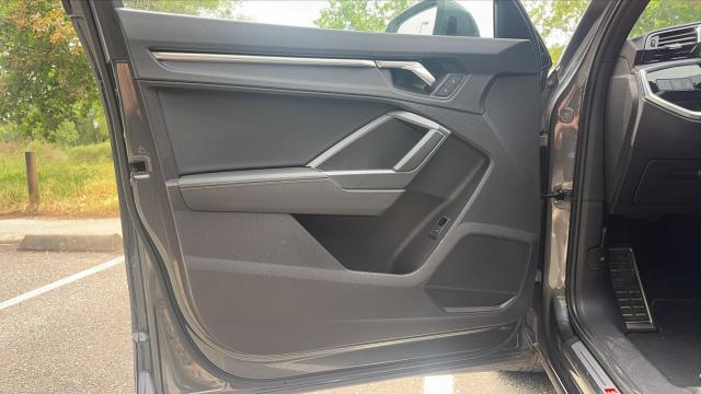Audi Q3 image 4