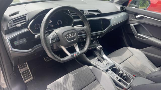 Audi Q3 image 8