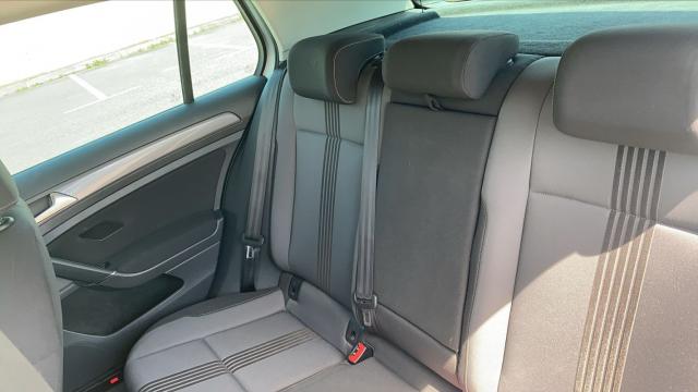 Volkswagen Golf image 1