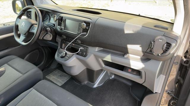 Citroen Jumpy image 3