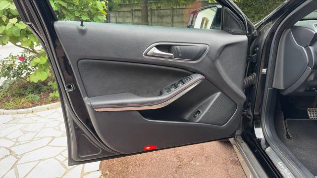 Mercedes Benz Classe Gla image 9