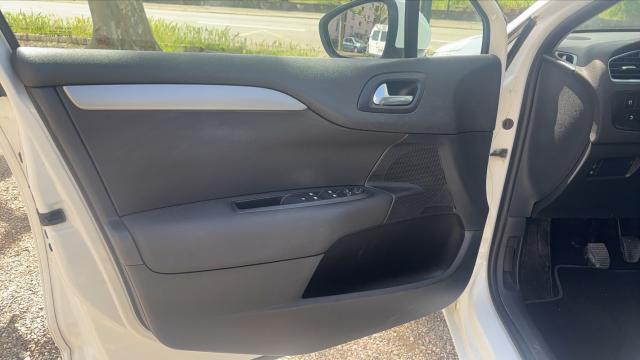 Citroen C4 image 9
