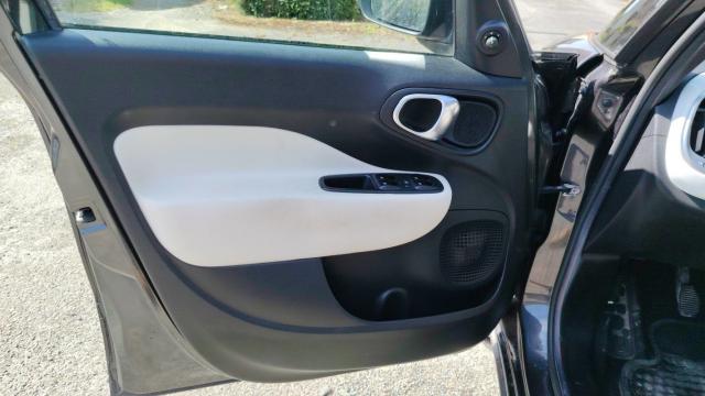 Fiat 500l image 2