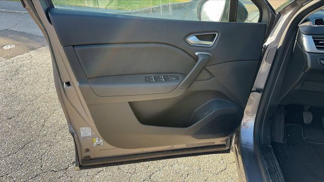 Renault Captur image 7