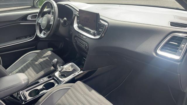 Kia Ceed image 7