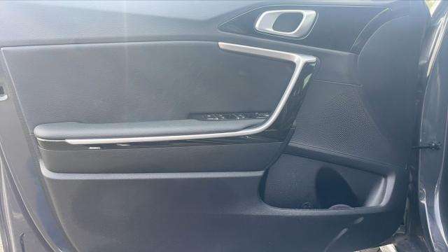 Kia Ceed image 1