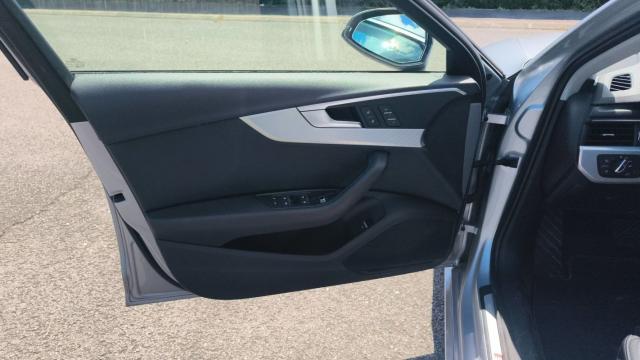 Audi A4 Avant image 1