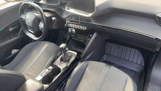 Peugeot 2008 image 5
