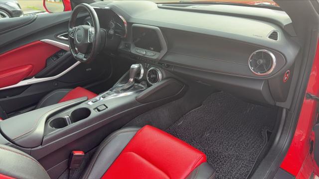 Chevrolet Camaro image 6