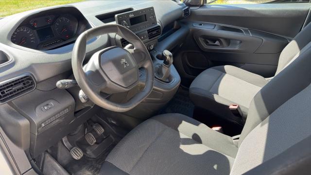 Peugeot Partner image 9
