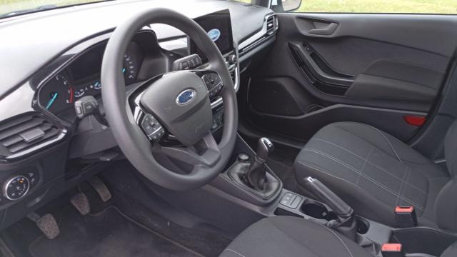 Ford Fiesta image 8