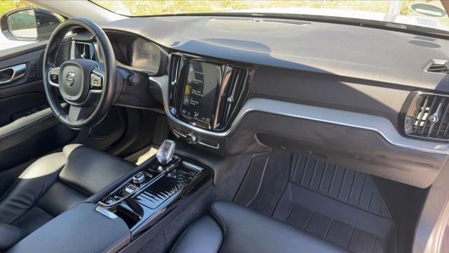 Volvo V60 image 4