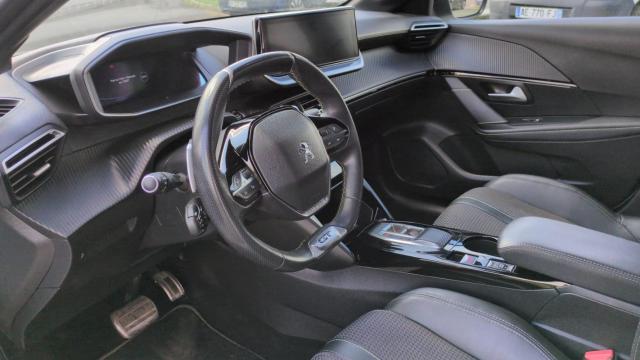 Peugeot 208 image 8