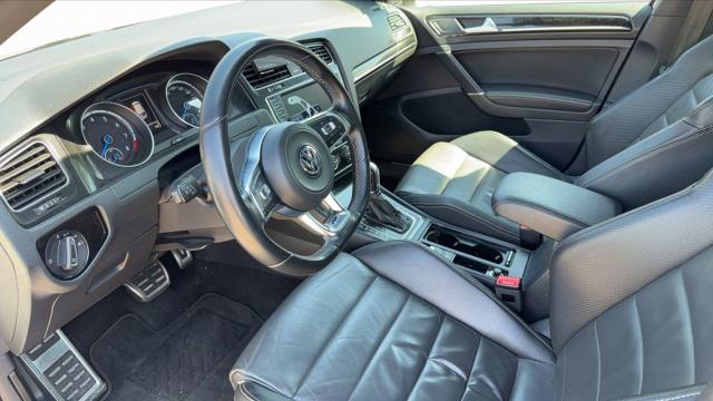 Volkswagen Golf R image 8