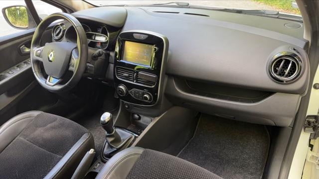Renault Clio image 2