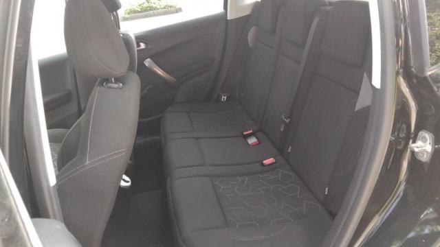 Peugeot 2008 image 1