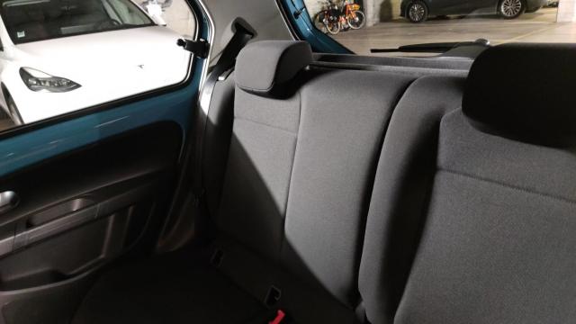 Volkswagen Up! image 2
