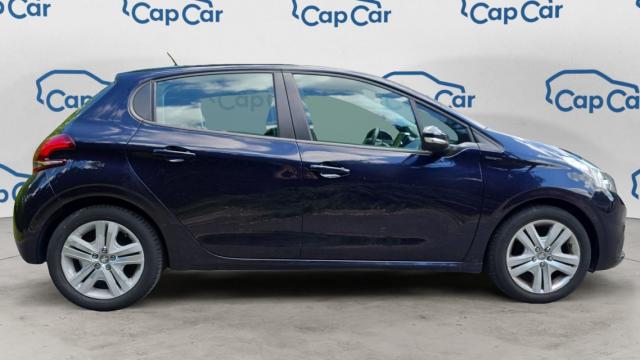Peugeot 208 image 8