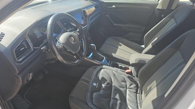 Volkswagen T-Roc image 6