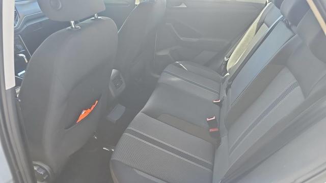 Volkswagen T-Roc image 3