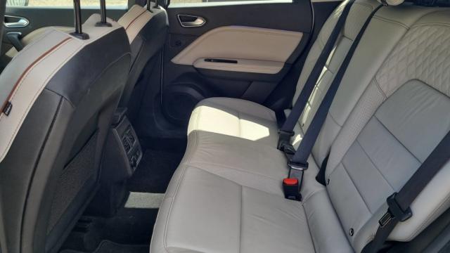 Renault Captur image 2