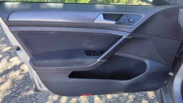 Volkswagen Golf image 1