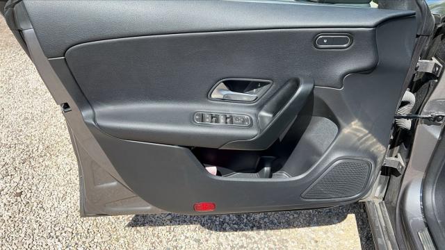 Mercedes Benz Cla Shooting Brake image 8