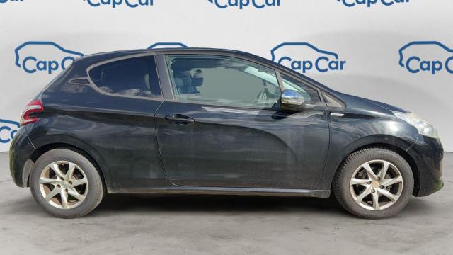 Peugeot 208 image 1