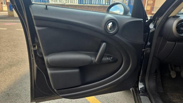 Mini Countryman image 7