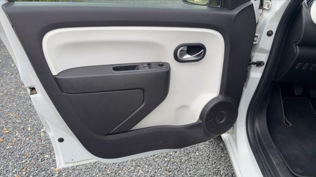 Renault Twingo image 8