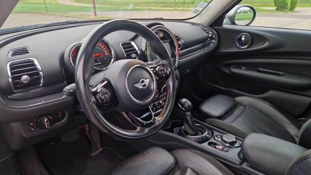 Mini Clubman image 2