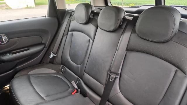 Mini Clubman image 3