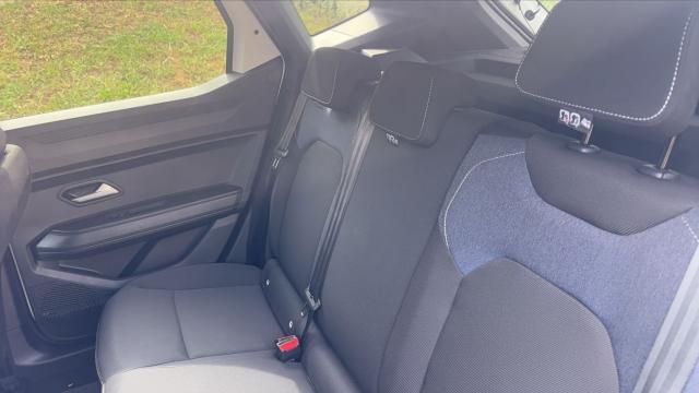Dacia Duster image 8