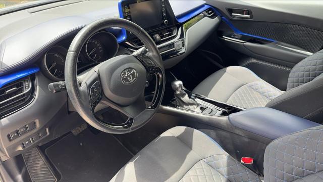 Toyota C-Hr image 8