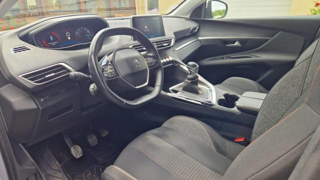 Peugeot 3008 image 7