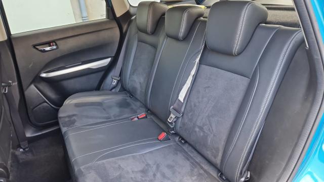 Suzuki Vitara image 3