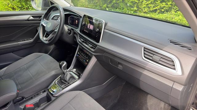 Volkswagen T-Roc image 1