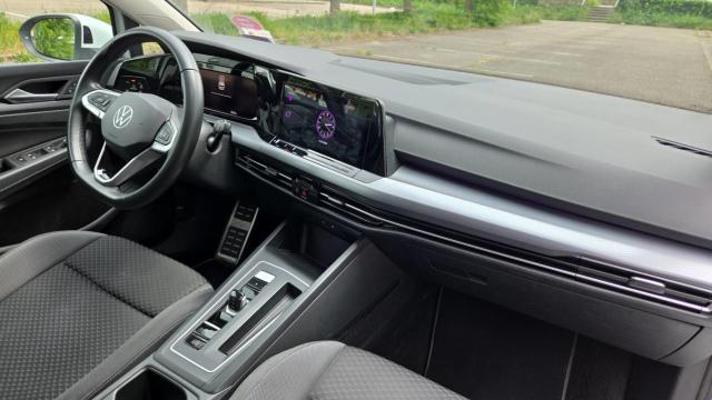 Volkswagen Golf image 7