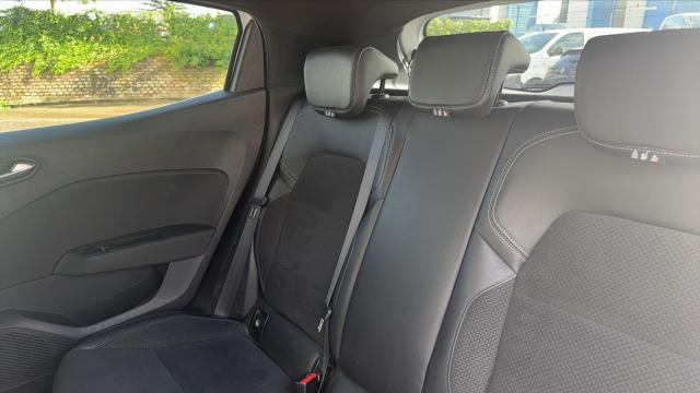 Renault Clio image 8