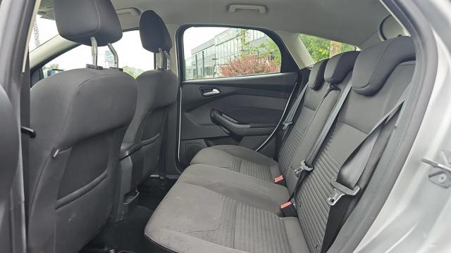 Ford Focus image 7