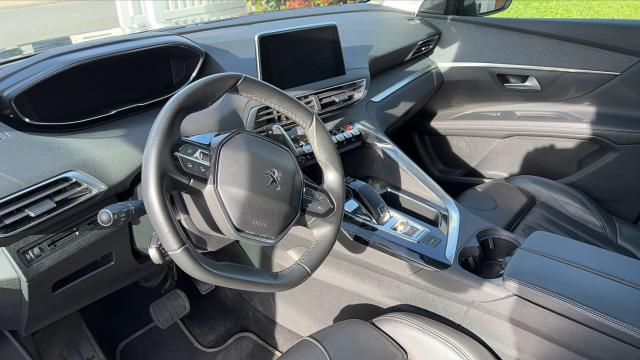 Peugeot 5008 image 4