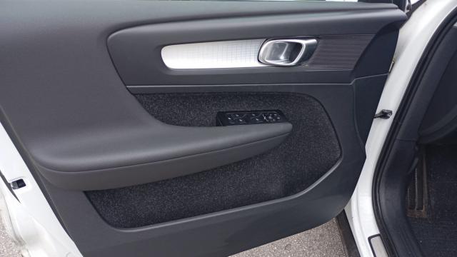 Volvo Xc40 image 5