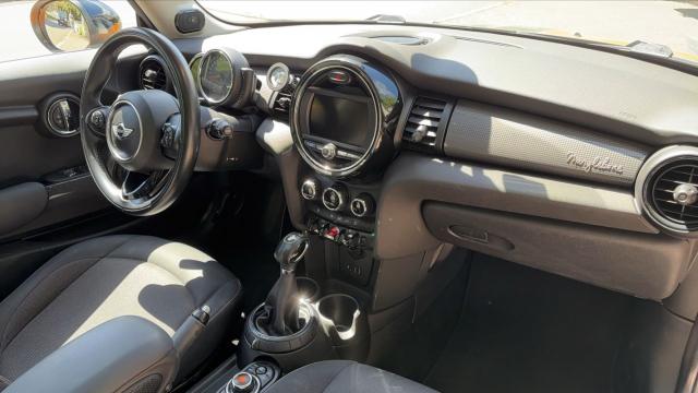 Mini Cooper image 7