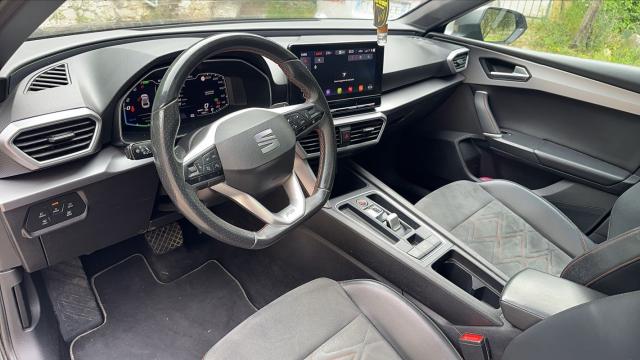 Seat Leon image 2