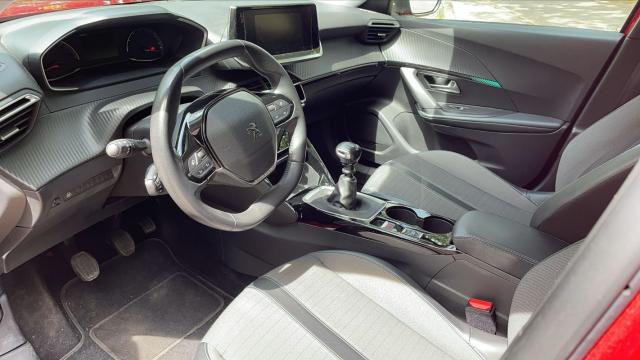 Peugeot 2008 image 4