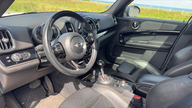 Mini Countryman image 9