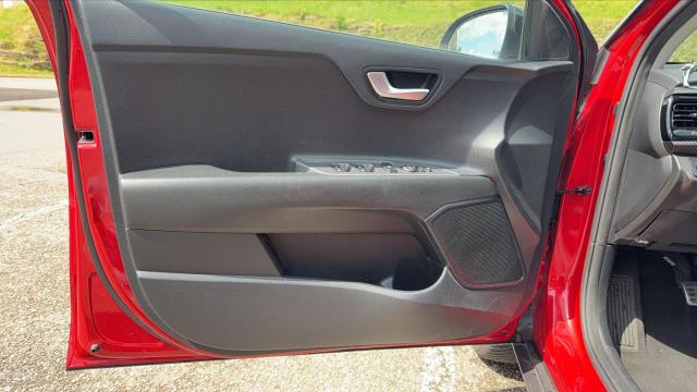 Kia Stonic image 2