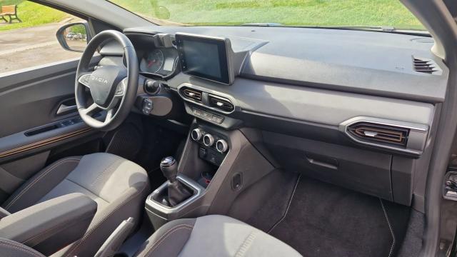 Dacia Sandero image 6
