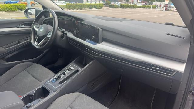 Volkswagen Golf image 8